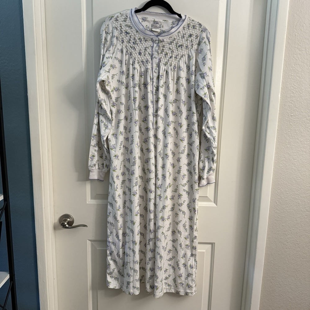 Claire Intimates Floral Lavender Women's Medium Nightgown NWT From Mervyn's VTG